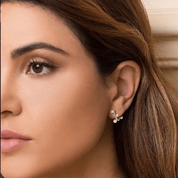 APM small hoop with pearl earring - Picture 4 of 4